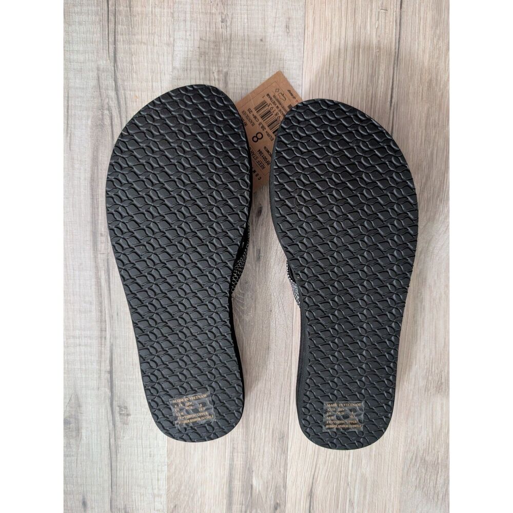NWT Reef Star Cushion Sassy Sandals in Black, Size 8 (S3) - Picture 4 of 5